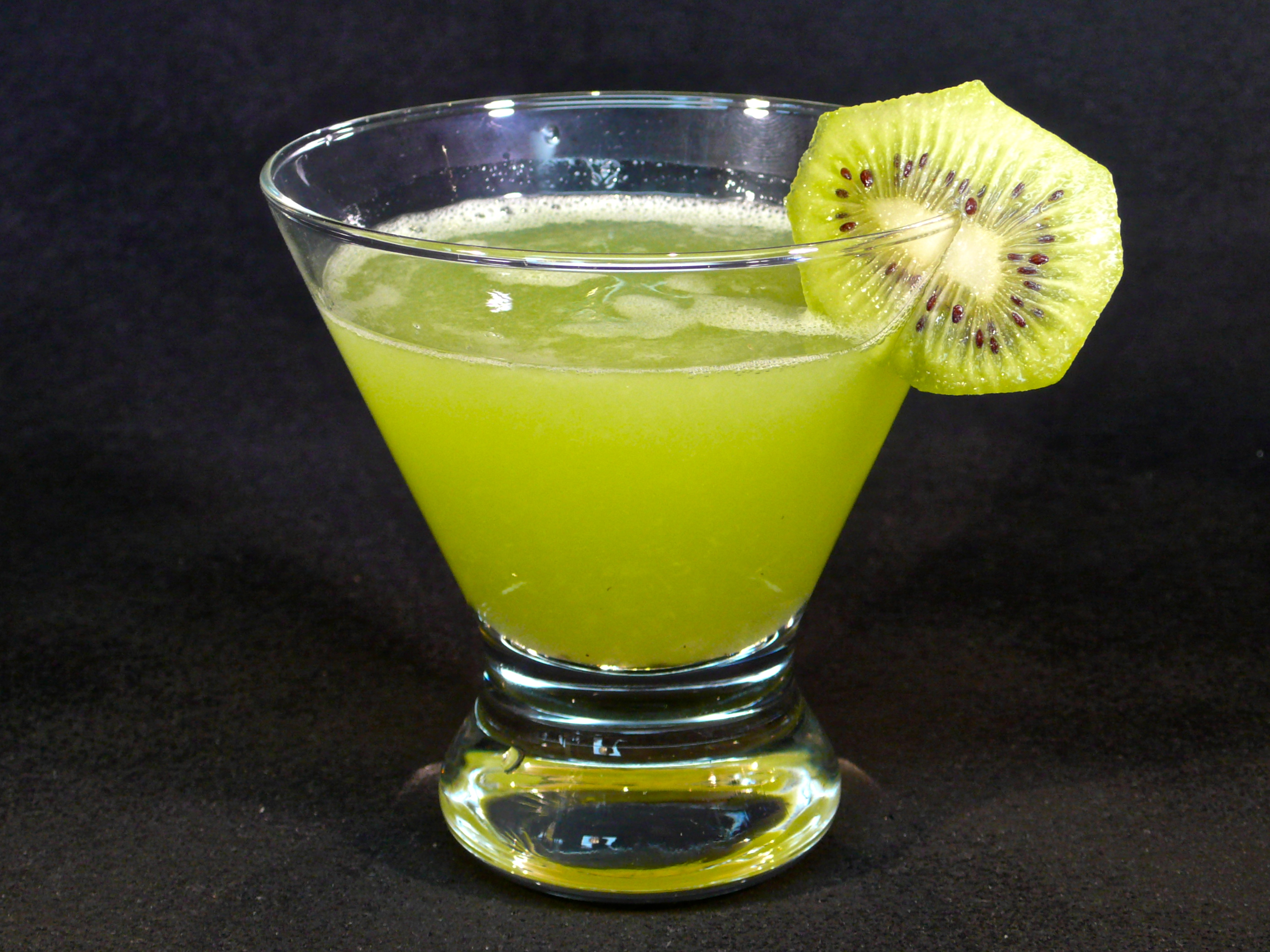 Kiwi Margarita | cocktaildudes